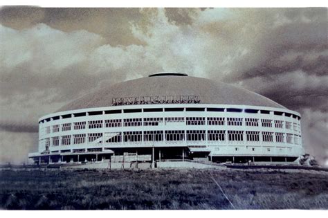 Araneta Center.